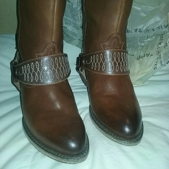 Ariat Shoes - ARIAT Boots NWT Sadler Almond Toe Womens 5.5